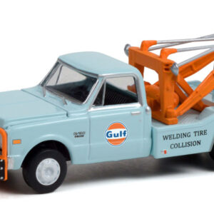1969 Chevrolet C-30 Dually Wrecker - Gulf
