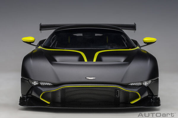 ASTON MARTIN VULCAN (MATT BLACK W/LIME GREEN STRIPES) - Imagen 8