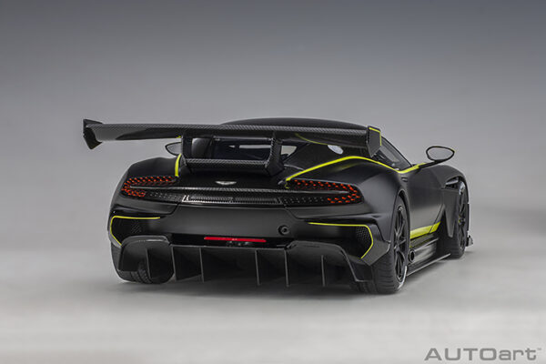 ASTON MARTIN VULCAN (MATT BLACK W/LIME GREEN STRIPES) - Imagen 18