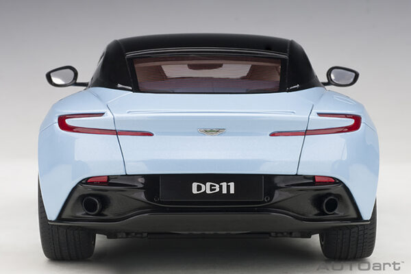 ASTON MARTIN DB11 (FROSTED GLASS BLUE ) - Imagen 10