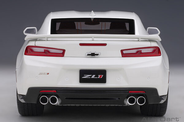 CHEVROLET CAMARO ZL1 2017 (SUMMIT W1HITE) - Imagen 10