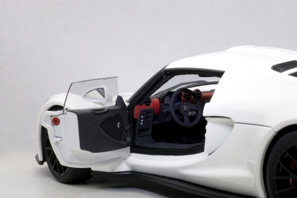 Hennessey Venom GT 1:18 - Imagen 13