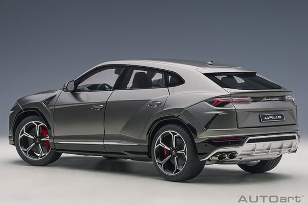 LAMBORGHINI URUS GRIGIO TITAN/MATT GREY - Imagen 6