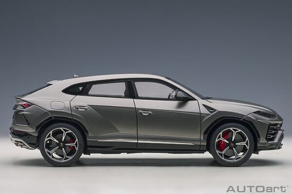 LAMBORGHINI URUS GRIGIO TITAN/MATT GREY - Imagen 8