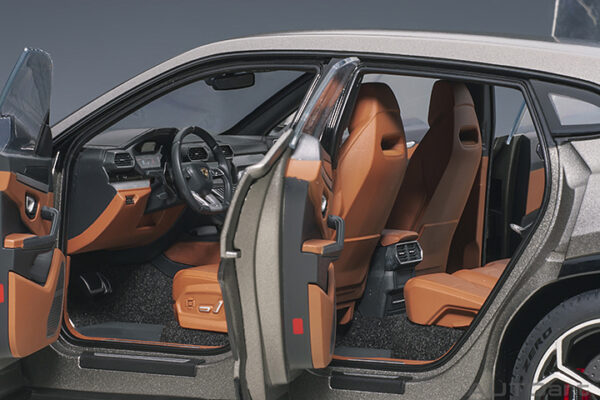 LAMBORGHINI URUS GRIGIO TITAN/MATT GREY - Imagen 12
