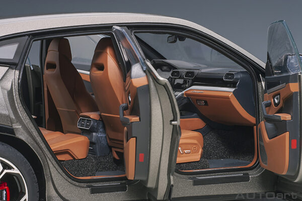LAMBORGHINI URUS GRIGIO TITAN/MATT GREY - Imagen 13