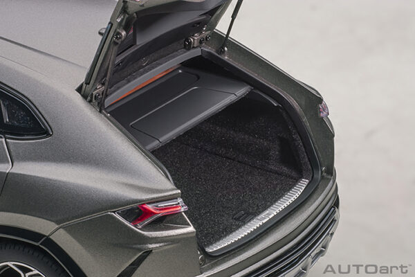 LAMBORGHINI URUS GRIGIO TITAN/MATT GREY - Imagen 15
