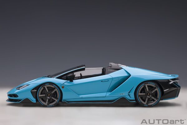 LAMBORGHINI CENTENARIO ROADSTER PEARL BLUE - Imagen 3