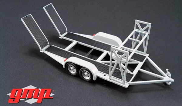 Trailer 1:18 Silver