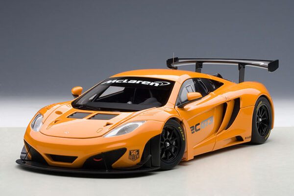 MCLAREN 12C GT3 PRESENTATION CAR (METALLIC ORANGE)