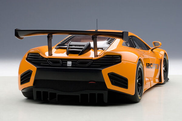 MCLAREN 12C GT3 PRESENTATION CAR (METALLIC ORANGE) - Imagen 6