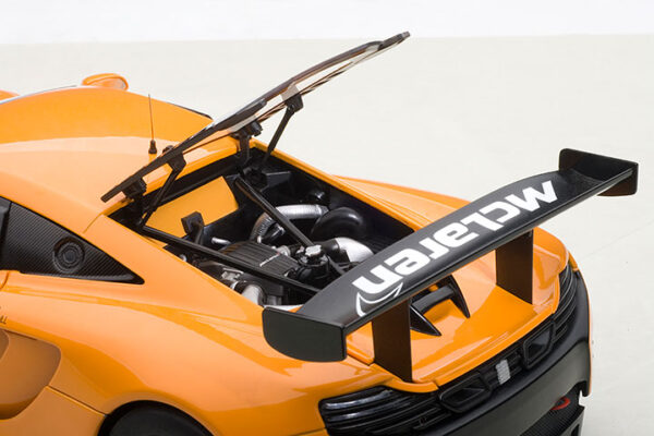 MCLAREN 12C GT3 PRESENTATION CAR (METALLIC ORANGE) - Imagen 17