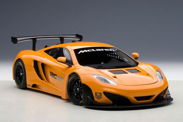 MCLAREN 12C GT3 PRESENTATION CAR (METALLIC ORANGE) - Imagen 20