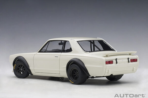 1972 Nissan Skyline GT-R (KPGC-10) Racing White - Imagen 6