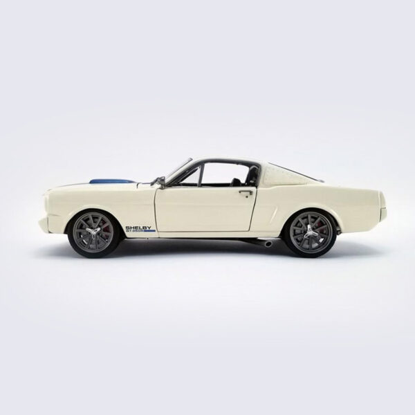 1965 Shelby GT350R Street Fighter - Imagen 3