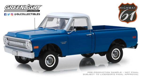 1970 Chevrolet C10 with Lift Kit - Imagen 7