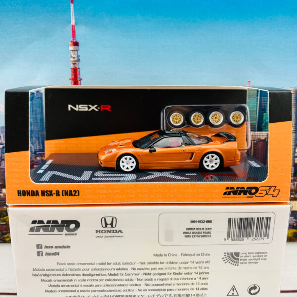 HONDA NSX-R (NA2) Imola Orange Pearl W/ Extra Wheels - Imagen 2