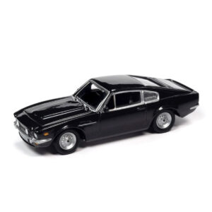 James Bond 1987 Aston Martin V8 Tin Display 1:64