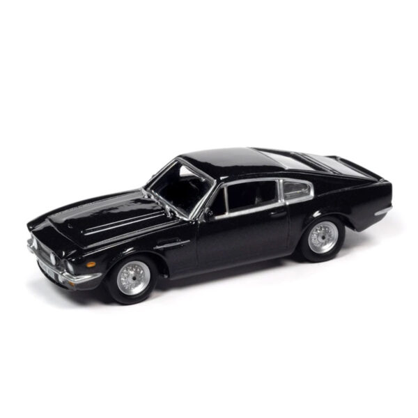 James Bond 1987 Aston Martin V8 Tin Display 1:64