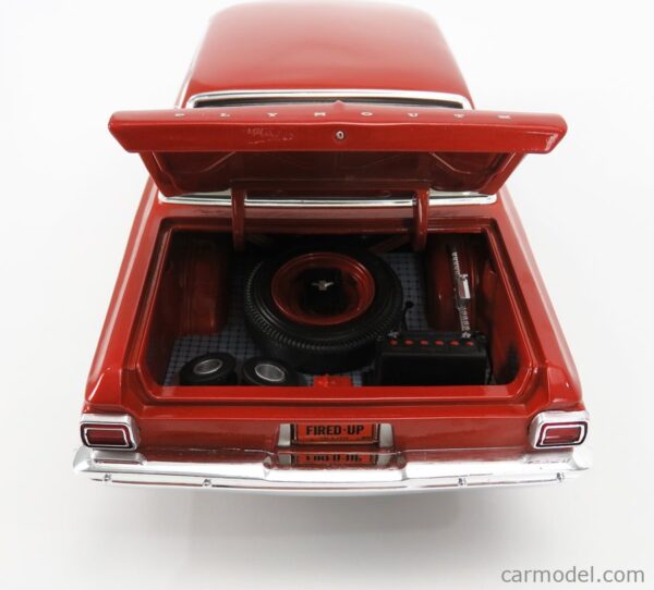 PLYMOUTH BELVEDERE 1:18 - Imagen 7
