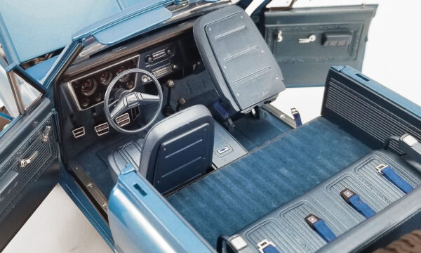 1970 Chevrolet Blazer K/5 - 1970 Modelo del lanzamiento 1:18 - Imagen 3