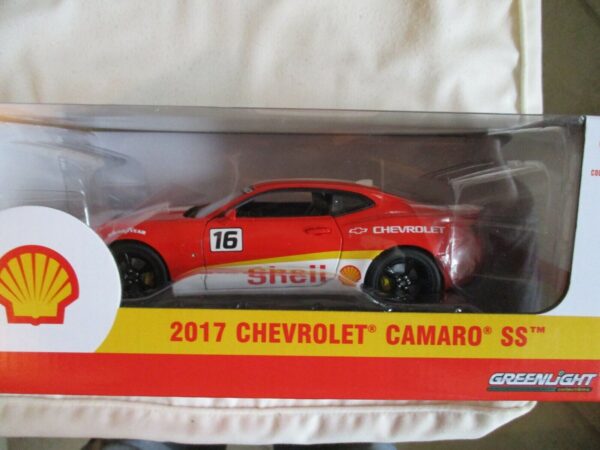2017 Chevrolet Camaro SS - Shell Oil  1:24 - Imagen 13