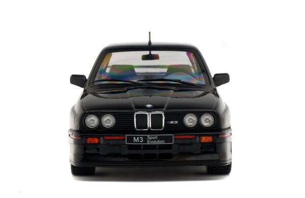 BMW  E30 M3 Sport EVO 1990 1:18 - Imagen 3