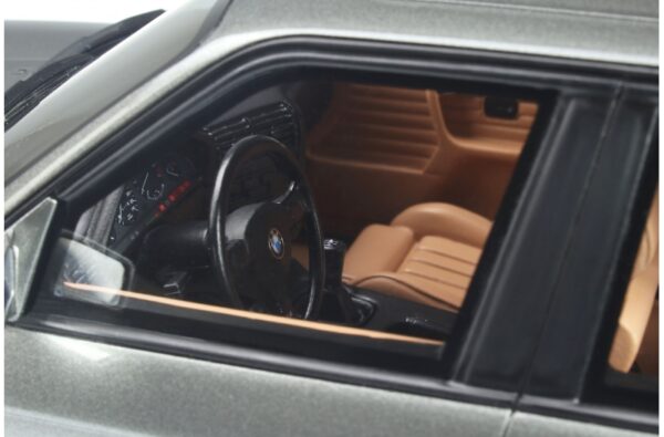 BMW E30 325i Touring Grey - Imagen 5
