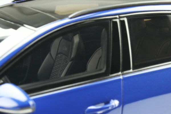 AUDI RS6 AVANT NOGARO BLUE - Imagen 4