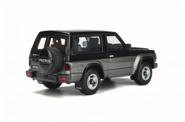 Nissan Patrol GR Black/Silver - Imagen 11