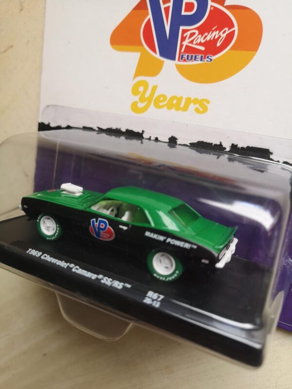 CHASE Chevrolet Camaro SS/RS 1969 1:64 - Imagen 3