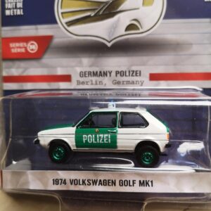 GREENMACHINE Volskwagen Golf MK1 1974 Hot Pursuit Series 36 Policia
