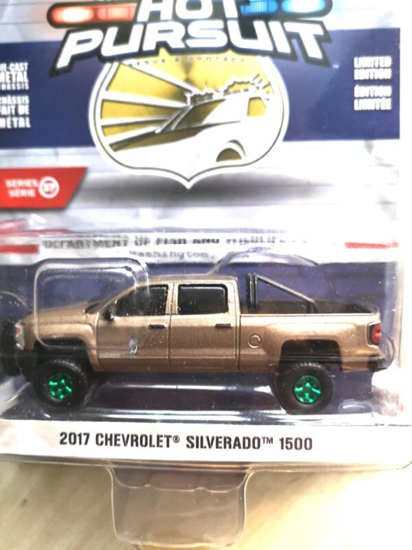 GREENMACHINE 2017 Chevrolet Silverado 1500 Hot Pursuit Series 37 Policia