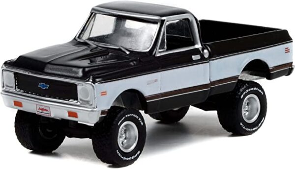 1972 Chevrolet K10 4X4 Pickup - Gray and White with Black Interior