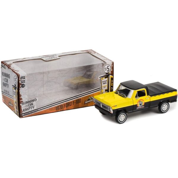 1970 Ford F-100 with Bed Cover - Armor All Running on Empty Series 5 1:24 - Imagen 3