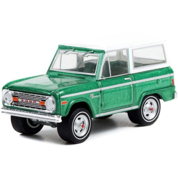 1977 Ford Bronco (Lot #1001.1) - Jade Glow with Houndstooth Interior