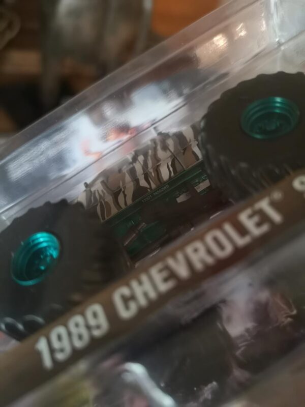 GREENMACHINE 1989 Chevrolet S 10 Extended Cab Monster Truck Ace Ventura - Imagen 3