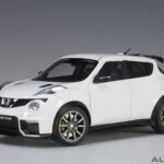 Nissan Juke-R 2.0 R Blanco AUTOART 1:18
