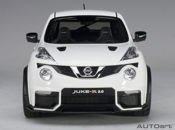 Nissan Juke-R 2.0 R Blanco 1:18 - Imagen 5