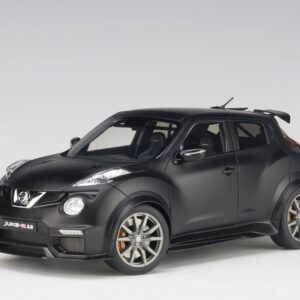 Nissan Juke-R 2.0 R Negro 1:18