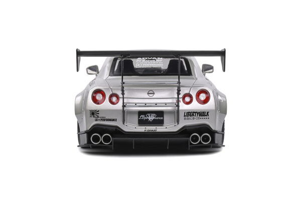 NIssan GT-R (R35) W/ Liberty Walk Body Kit 2.0 Pearl Grey 2020 - Imagen 6