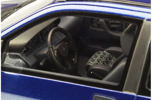 Renault Clio 16v Ph.2 esc 1:18 - Imagen 10