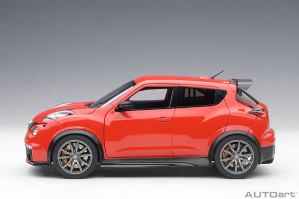Nissan Juke-R 2.0 R Rojo 1:18 - Imagen 2