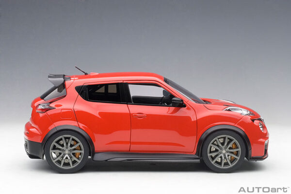 Nissan Juke-R 2.0 R Rojo 1:18 - Imagen 3