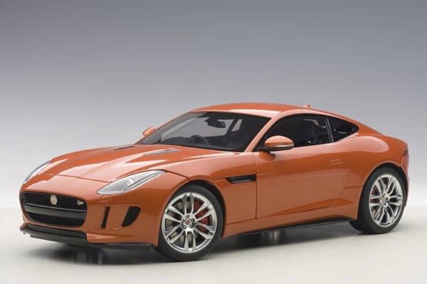 Jaguar F-Type R Coupe Orange 1:18 - Imagen 5