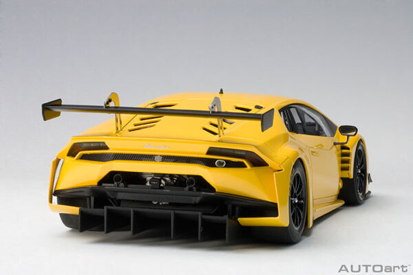 LAMBORGHINI HURACAN GT3 (GIALLO INTI/PEARL EFFECT YELLOW) 1:18 - Imagen 3