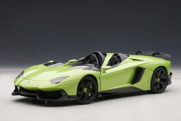 Lamborghini Aventador J verde lima 1:18