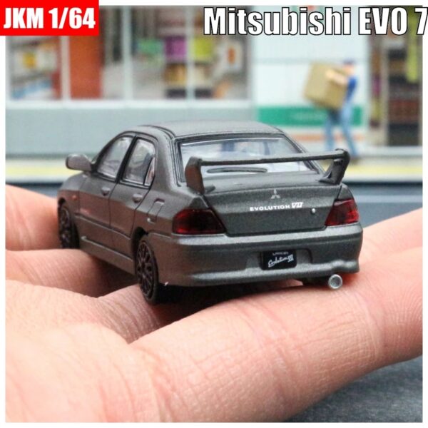 Mitsubishi Lancer Evo VII Gris 1:64 - Imagen 2