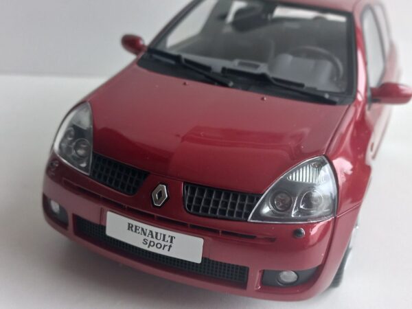 RENAULT CLIO 2 RS Phase 2 1:18 - Imagen 2