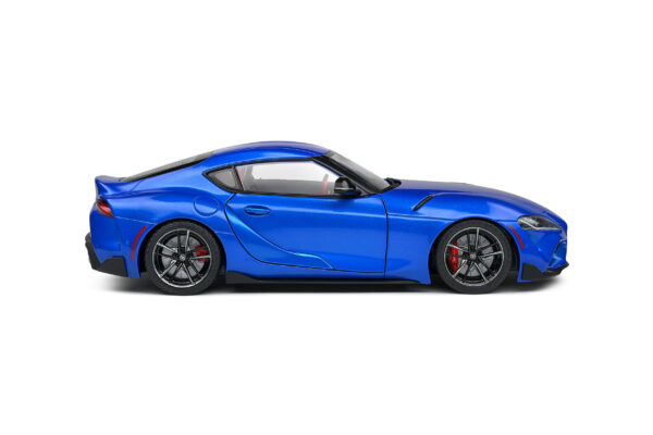 TOYOTA GR SUPRA HORIZON BLUE METALLIC 2021 esc 1:18 - Imagen 5